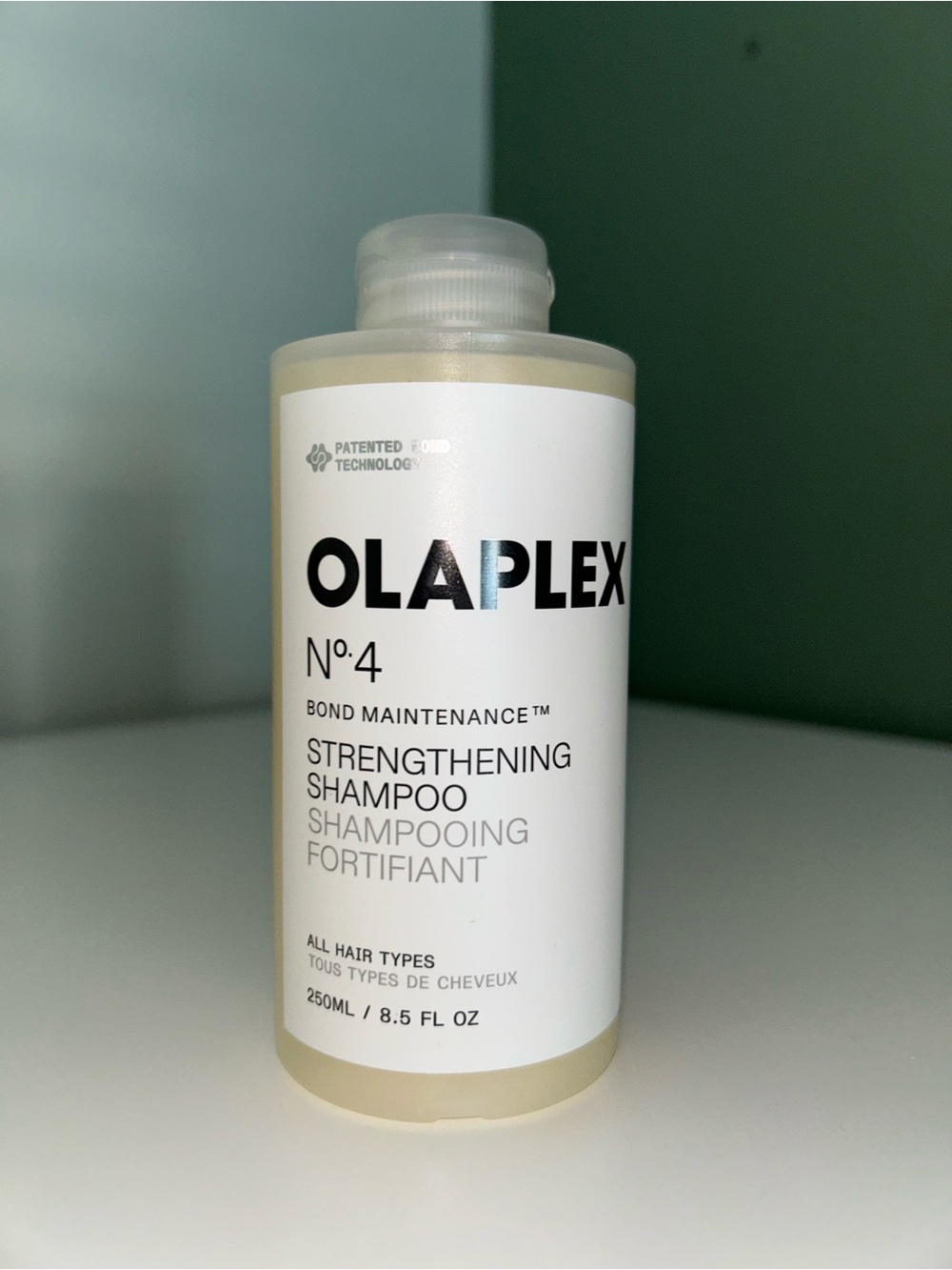 OLAPLEX NO4 Strengthening Shampoo